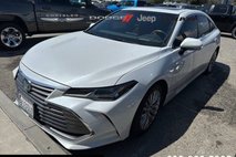 2019 Toyota Avalon Hybrid Limited
