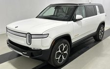 2023 Rivian R1S Adventure