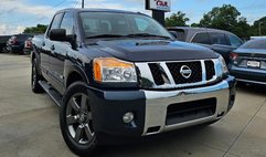 2015 Nissan Titan SV