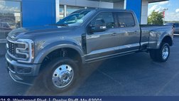 2025 Ford F-450 Super Duty Platinum