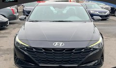 2023 Hyundai Elantra SE