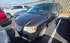 2012 Chrysler Town and Country Touring-L