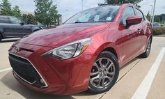 2020 Toyota Yaris LE