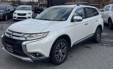 2016 Mitsubishi Outlander ES