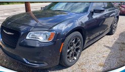 2016 Chrysler 300 S