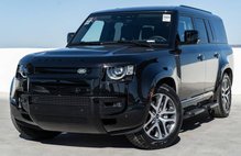 2025 Land Rover Defender 130 P400 X-Dynamic SE