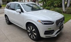2023 Volvo XC90 Recharge T8 Ultimate Bright Theme 6P