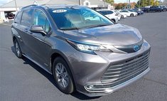 2021 Toyota Sienna XLE