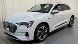 2022 Audi e-tron quattro Premium