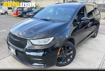 2021 Chrysler Pacifica Touring