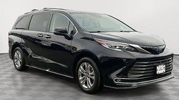 2022 Toyota Sienna Platinum 7-Passenger