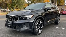 2024 Volvo XC40 B5 Plus Bright Theme