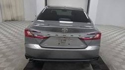 2025 Toyota Camry Hybrid SE