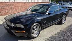 2006 Ford Mustang GT Deluxe