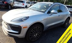 2022 Porsche Macan Base