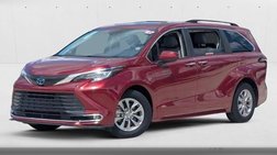 2022 Toyota Sienna XLE