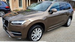 2017 Volvo XC90 T6 Momentum
