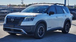 2023 Nissan Pathfinder SV