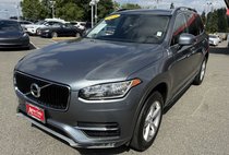 2016 Volvo XC90 T5 Momentum