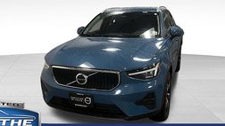 2023 Volvo XC40 B5 Core