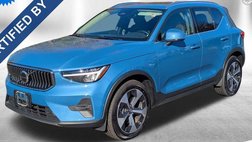 2023 Volvo XC40 B5 Plus Bright Theme