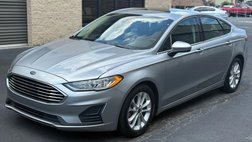 2020 Ford Fusion SE