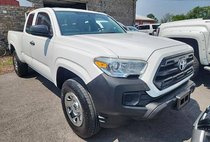 2017 Toyota Tacoma SR