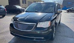 2014 Chrysler Town and Country Touring-L