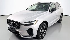 2025 Volvo XC60 B5 Plus Dark Theme