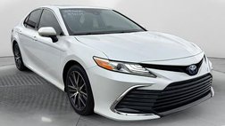 2022 Toyota Camry Hybrid XLE