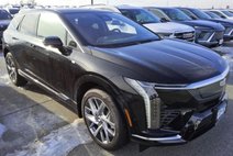 2025 Cadillac OPTIQ Luxury 1