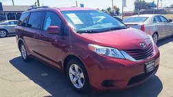 2017 Toyota Sienna LE