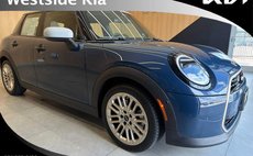 2025 MINI Hardtop Cooper S Signature Trim
