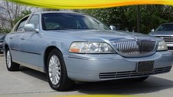 2005 Lincoln Town Car Signature Limited