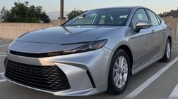 2026 Toyota Camry LE FWD