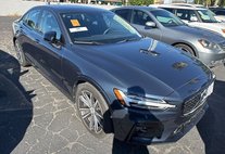 2022 Volvo S60 B5 Momentum