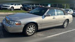 2007 Lincoln Town Car Signature Limited
