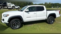 2017 Toyota Tacoma TRD Sport