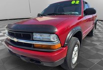 2002 Chevrolet S-10 LS