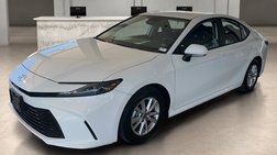2025 Toyota Camry LE FWD
