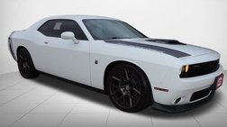 2016 Dodge Challenger 392 HEMI Scat Pack Shaker