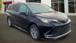 2023 Toyota Sienna XLE 7-Passenger
