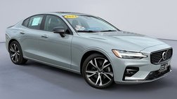 2024 Volvo S60 B5 Core Dark Theme
