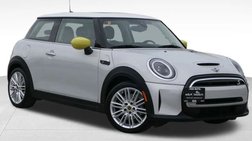 2023 MINI Hardtop Cooper SE