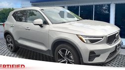 2025 Volvo XC40 B5 Core Bright Theme