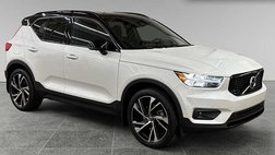 2022 Volvo XC40 T5 R-Design