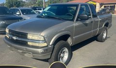 2001 Chevrolet S-10 Base