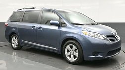 2017 Toyota Sienna LE