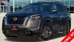 2022 Nissan Pathfinder SV