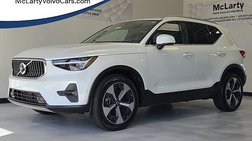 2025 Volvo XC40 B5 Plus Bright Theme